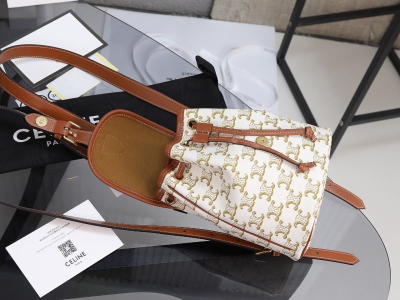 Ce1i*e triomphe bags